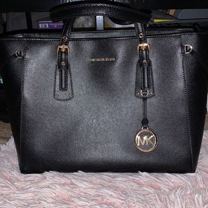 Black michale kors gold detail large tote purse